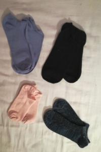 Socquettes, chaussettes, collants et autres