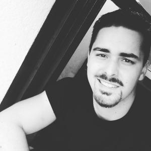 Clibataire recherche P.c sur Bordeaux discret 