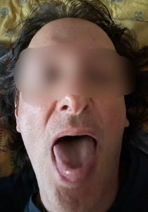 Bon lcheur soumis propose cunnilingus sans rien  faire de votre part