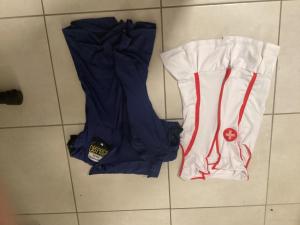 Vente de lingerie sexy porte, de culottes et chaussettes sales