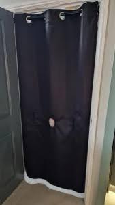 Suce anonyme en Glory hole discret