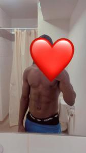 Jeune homme sportif (kiff le sexe )