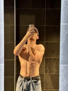 Cherche jeune femme pour ma premire fois