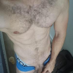 Jeune homme mont et trs chaud 18cm