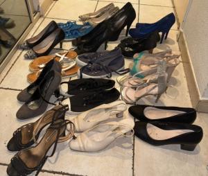 16 paires de chaussures d'occasion femme pointure 40  vendre