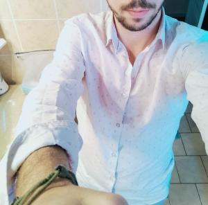 jh cherche f ou cpl sympa ! age limite de madame 45 ans