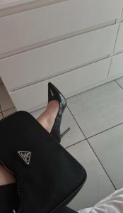Je vends des photos de mes pieds 