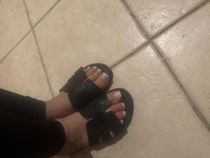 vend photos mes pieds 