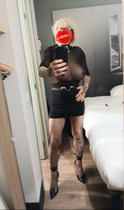 Travesti sexy soumise pour hommes actif 