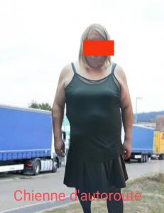 Katia 63 ans re�ois homme ou groupe d'hommes 