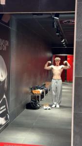 Jeune Homme cherche femme (tout �ge)