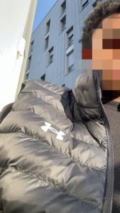 Jeune homme 18 ans veut ameliorer son experience avec toutes sortes de femmes 