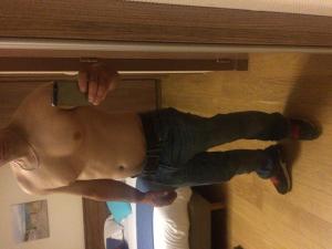Homme pour femme seule ou couple