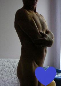 Homme 80 ans sensuel