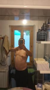 Recherche femme ou couple pour moment coquin 