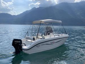 Je propose des sorties en bateau