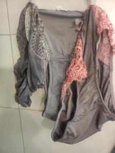 Lingerie port�e de ma femme 