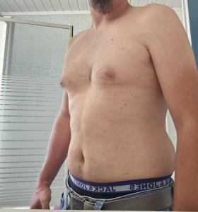 Homme d�laiss� de 41 ans cherche a s'amuser. 