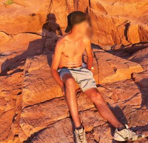 Jeune homme 33ans disponible (bourg en bresse)