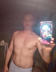 Homme 1m80 / 80kg ras� � dispo journ�e entre Montpellier et Aigues-Mortes pour femmes et couples