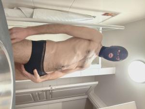 Recherche femme avec gode ceinture 