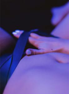Homme cherche femme pour masturbation mutuelle.