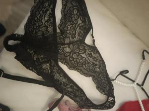Lingerie tenue sexy accessoires coquin et sextoy.  Occasion en or ne pas rater nouvel arrivage