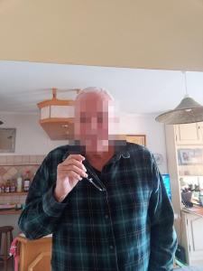 Addict masturbation
