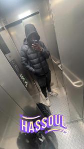 Jeune renoi 19a grosse bite