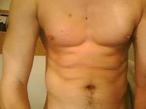 Homme hot cherche belle rencontre (femme seule ou couple)