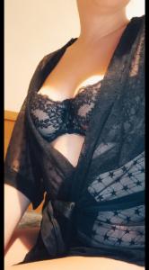 Couple pour plans dogging et exhibe en ext�rieur