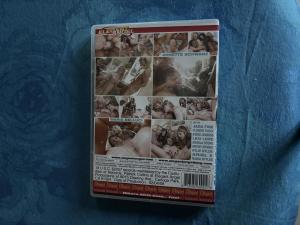 DVD X : Annette Schwarz in Squirt Gangbang volume 2