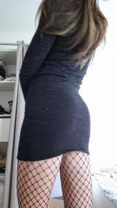 Jeune travesti mince passive